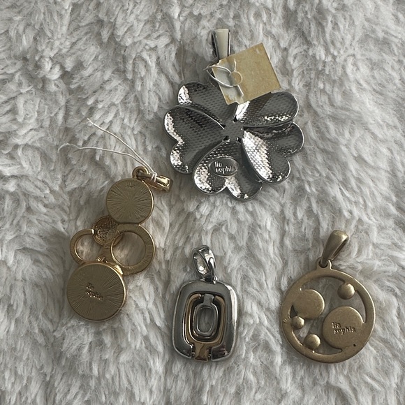 Lia Sophia Cream and Gold Pendant Set - Picture 2 of 2